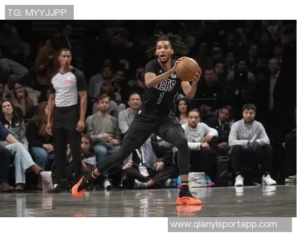 替补组合失常扎威与马丁三分球表现惨淡仅得8分