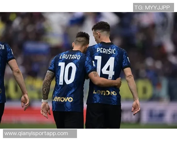 国米球探现场考察乌迪内斯与卡利亚里比赛关注卡普里莱与索勒表现 国米球探现场考察乌迪内斯与卡利亚里比赛关注卡普里莱与索勒表现