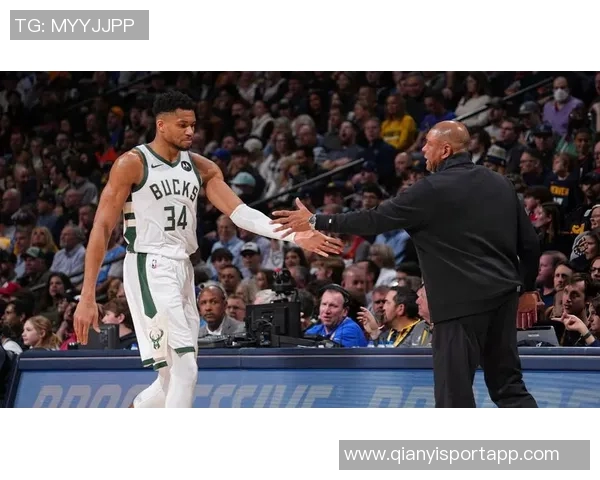 里弗斯透露字母哥第一节受伤情况赛后称其当时已感到不适