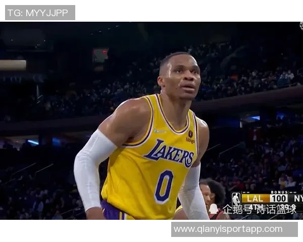 卡梅隆托马斯首节表现低迷7投仅1中仅得5分正负值惨淡7