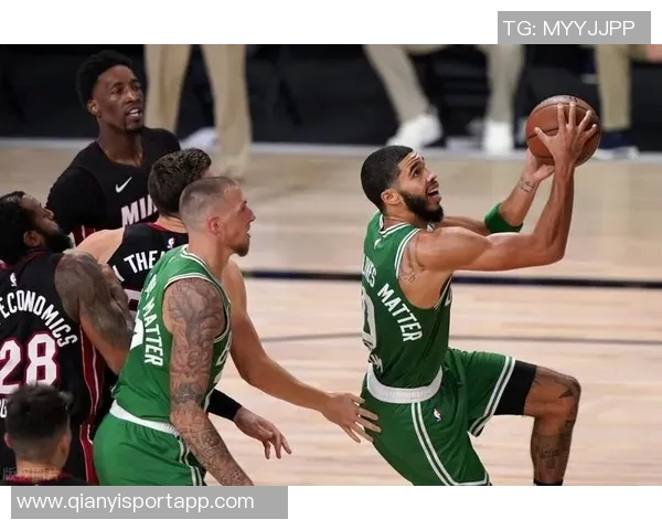 科内特全能表现致敬博尔特绝杀盖帽助球队获胜5分7板4助3帽正负值17