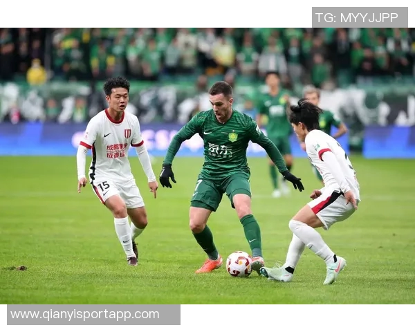 国安队员昨晚齐聚塞蒂恩住处送别情深意重温暖瞬间